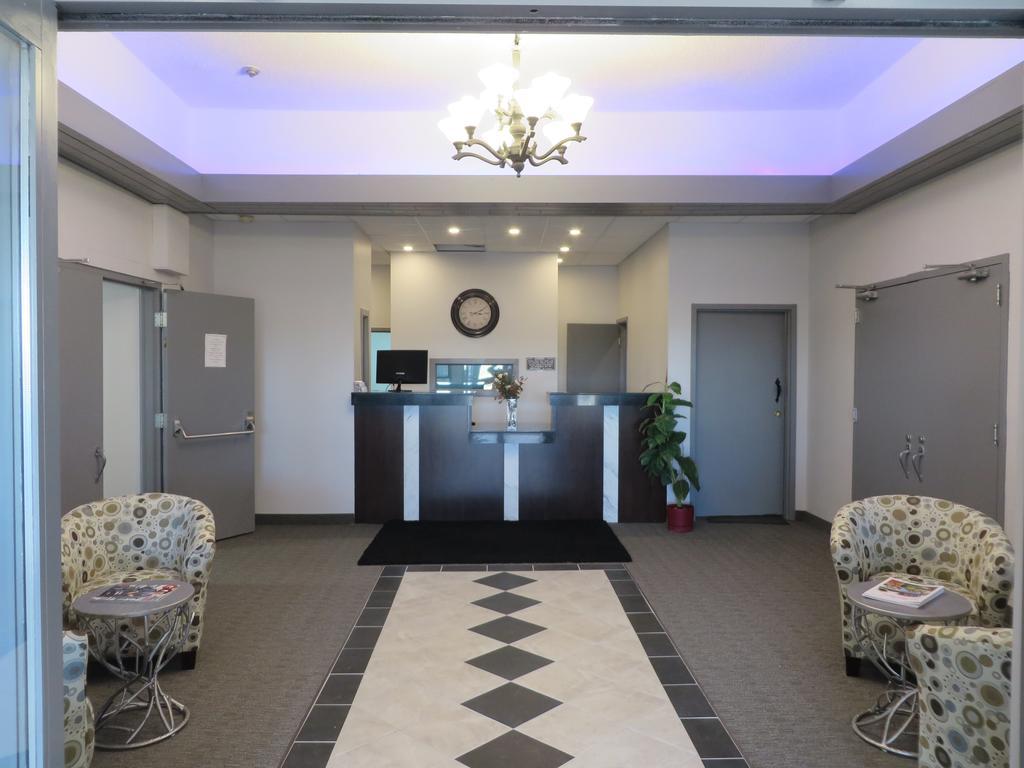 Travelodge By Wyndham Rosetown Esterno foto